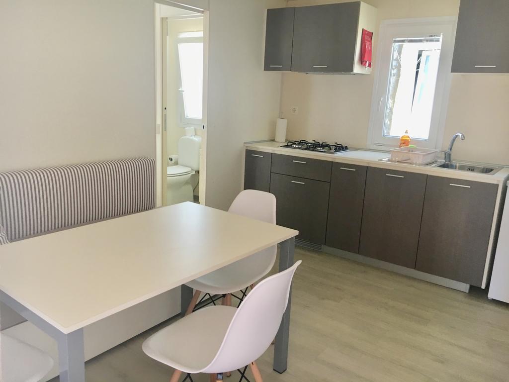Mobile Homes Camping Biograd Biograd Na Moru Exteriör bild